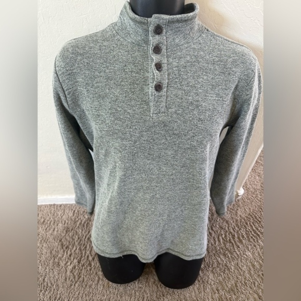 Gap Men's Gray Long Sleeve pullover Shirt Size Medium pre own as is - Picture 1 of 5